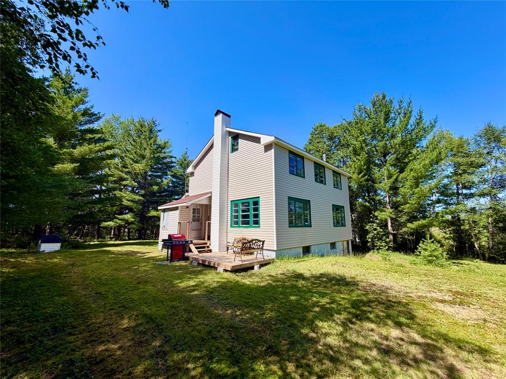 26 LOOP ROAD, TERRA NOVA, Newfoundland, Canada A0C 1L0, ,2 BathroomsBathrooms,Residential,For Sale,LOOP ROAD,6532