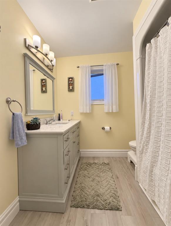 22 GREGORY DRIVE, CLARENVILLE, Newfoundland, Canada A5A 4H3, ,2 BathroomsBathrooms,Residential,For Sale,GREGORY DRIVE,6533