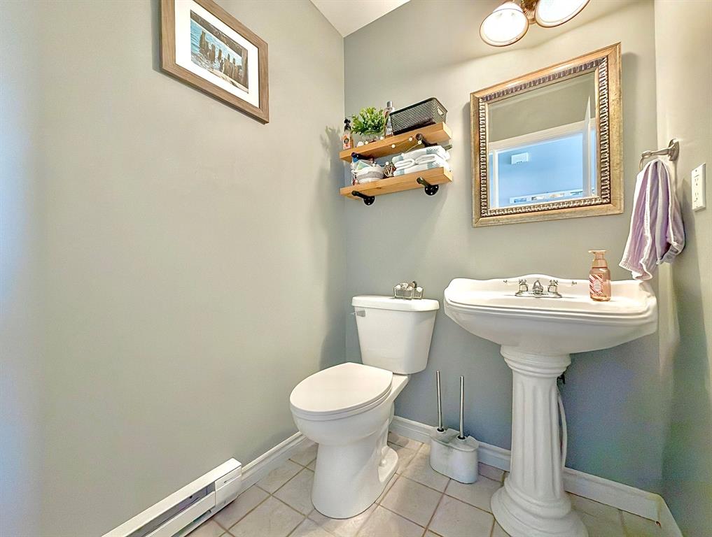 1 HIBERNIA DRIVE, CLARENVILLE, Newfoundland, Canada A5A 1H4, ,1 BathroomBathrooms,Residential,For Sale,HIBERNIA DRIVE,6534