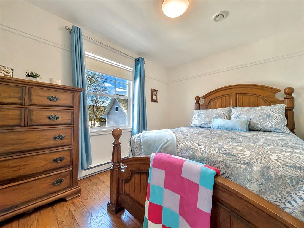 1 HIBERNIA DRIVE, CLARENVILLE, Newfoundland, Canada A5A 1H4, ,1 BathroomBathrooms,Residential,For Sale,HIBERNIA DRIVE,6534