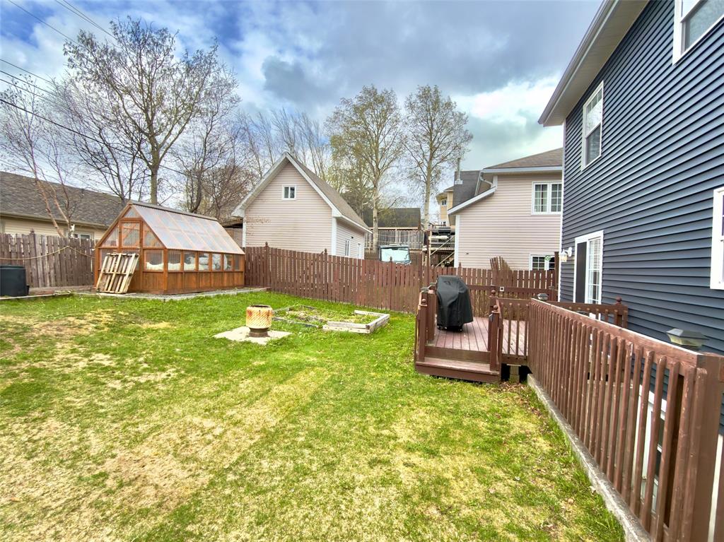 1 HIBERNIA DRIVE, CLARENVILLE, Newfoundland, Canada A5A 1H4, ,1 BathroomBathrooms,Residential,For Sale,HIBERNIA DRIVE,6534