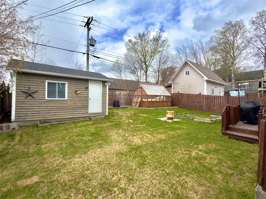 1 HIBERNIA DRIVE, CLARENVILLE, Newfoundland, Canada A5A 1H4, ,1 BathroomBathrooms,Residential,For Sale,HIBERNIA DRIVE,6534