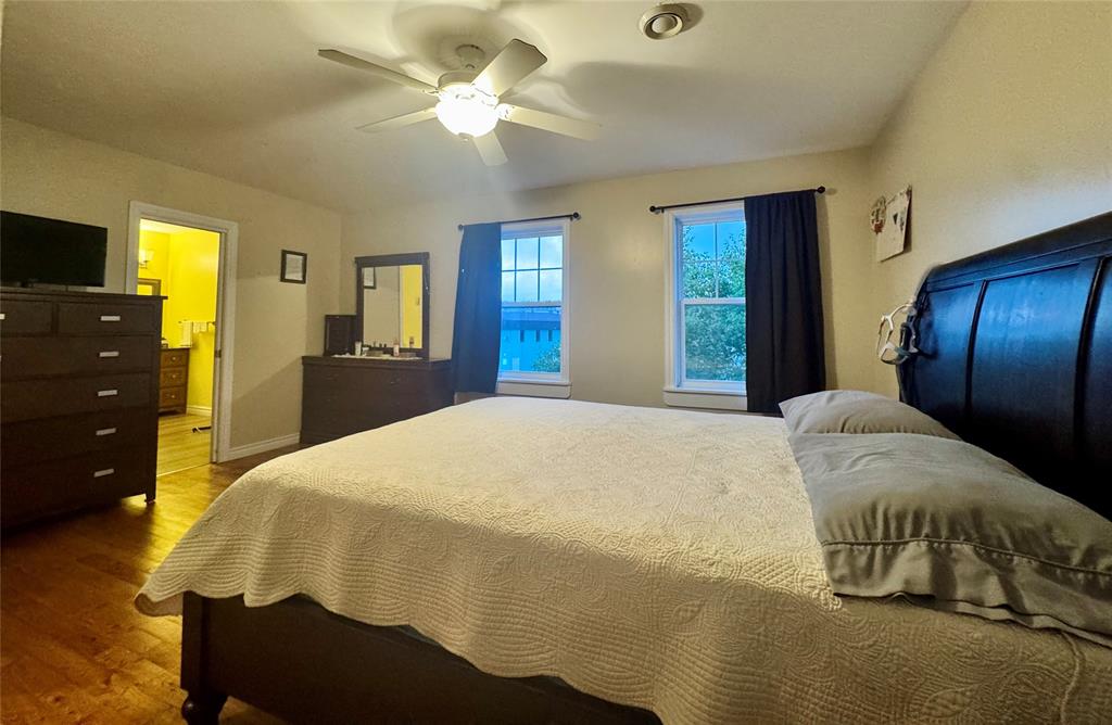 3 SWAN AVENUE, CLARENVILLE, Newfoundland, Canada A5A 1Y1, ,2 BathroomsBathrooms,Residential,For Sale,SWAN AVENUE,6535