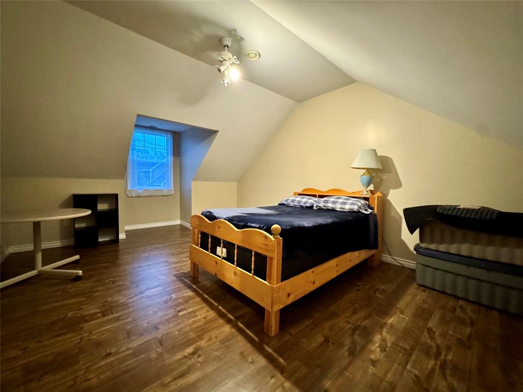 3 SWAN AVENUE, CLARENVILLE, Newfoundland, Canada A5A 1Y1, ,2 BathroomsBathrooms,Residential,For Sale,SWAN AVENUE,6535