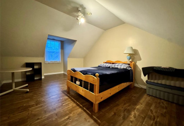 3 SWAN AVENUE, CLARENVILLE, Newfoundland, Canada A5A 1Y1, ,2 BathroomsBathrooms,Residential,For Sale,SWAN AVENUE,6535