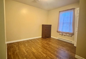 3 SWAN AVENUE, CLARENVILLE, Newfoundland, Canada A5A 1Y1, ,2 BathroomsBathrooms,Residential,For Sale,SWAN AVENUE,6535