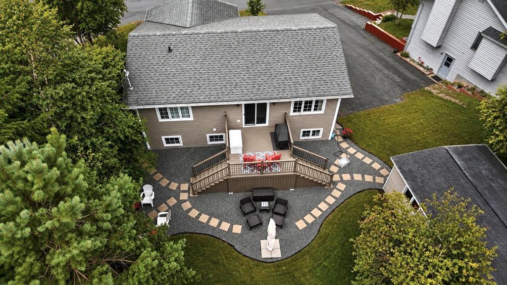 27 HIGH BIRCHY CRESCENT, CLARENVILLE, Newfoundland, Canada A5A 1H9, ,3 BathroomsBathrooms,Residential,For Sale,HIGH BIRCHY CRESCENT,6536