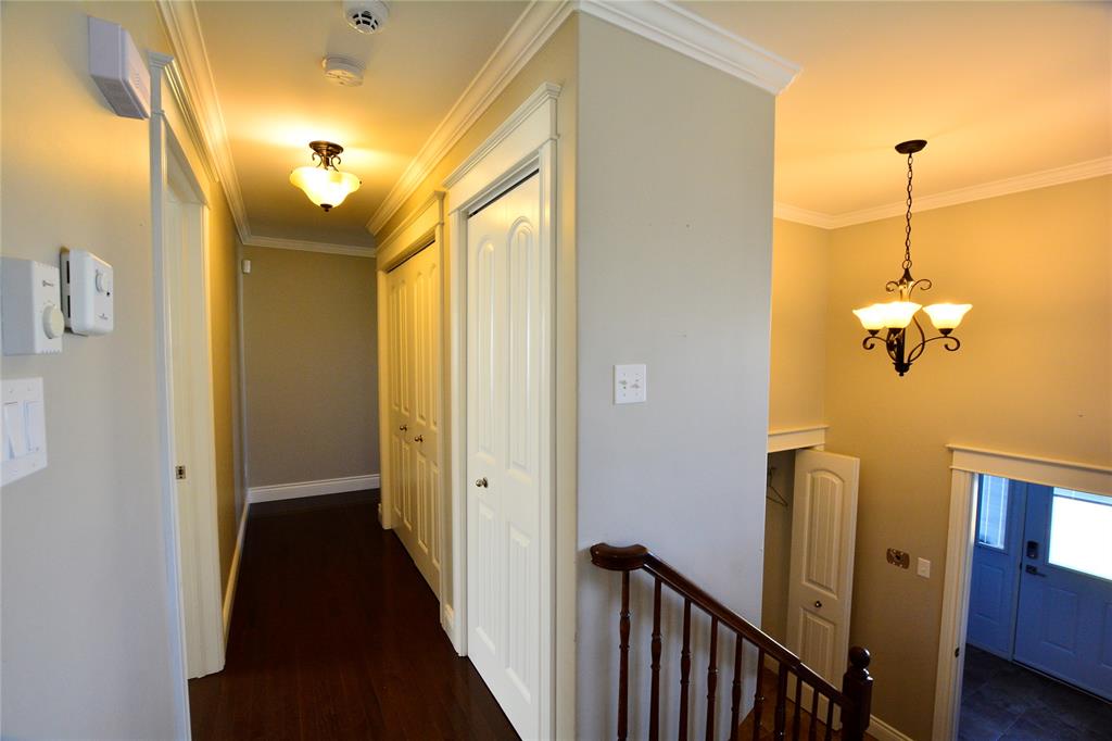 11 LOGAN STREET, PARADISE, Newfoundland, Canada A1L 0H5, ,3 BathroomsBathrooms,Residential,For Sale,LOGAN STREET,6548