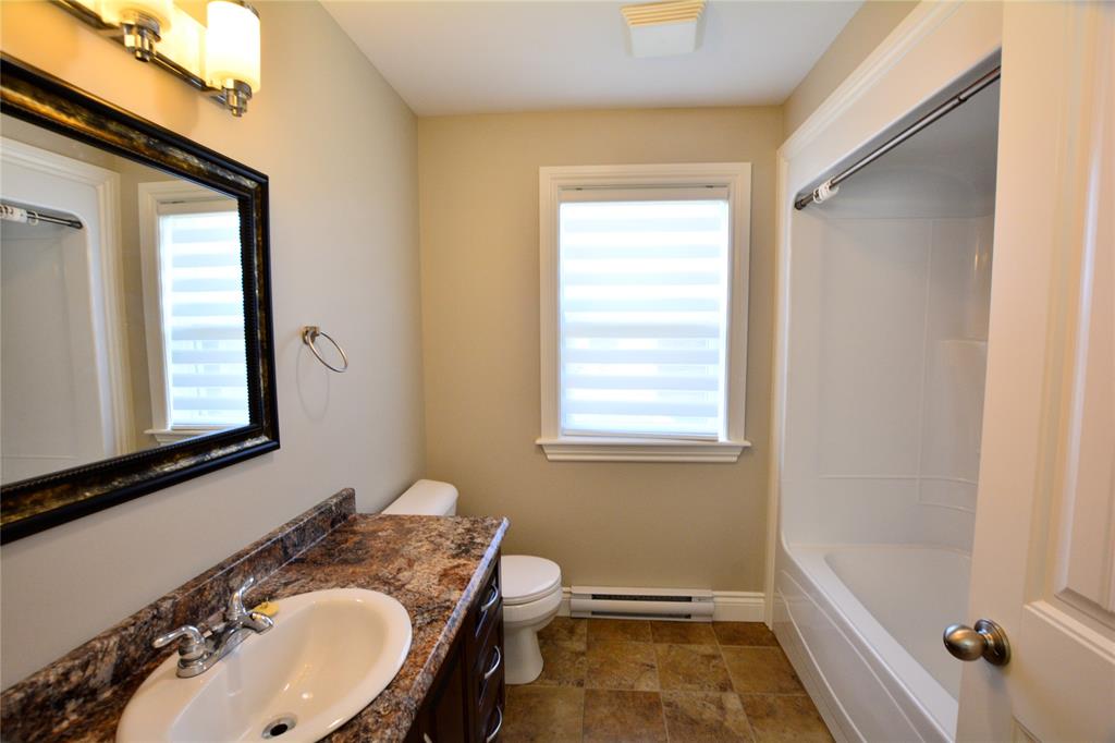 11 LOGAN STREET, PARADISE, Newfoundland, Canada A1L 0H5, ,3 BathroomsBathrooms,Residential,For Sale,LOGAN STREET,6548