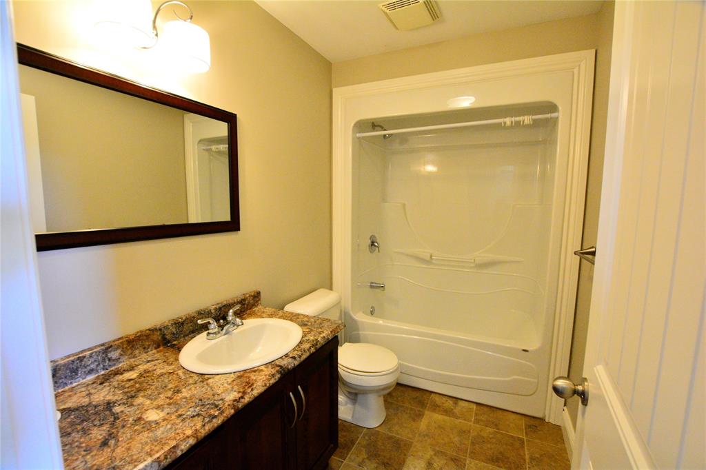 11 LOGAN STREET, PARADISE, Newfoundland, Canada A1L 0H5, ,3 BathroomsBathrooms,Residential,For Sale,LOGAN STREET,6548