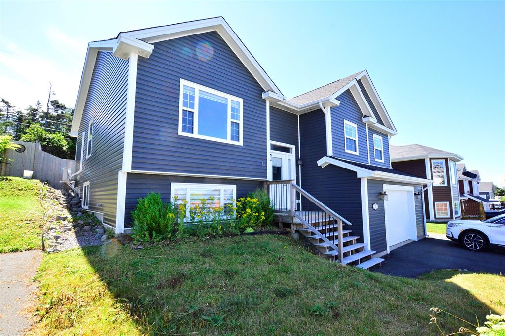 11 LOGAN STREET, PARADISE, Newfoundland, Canada A1L 0H5, ,3 BathroomsBathrooms,Residential,For Sale,LOGAN STREET,6548
