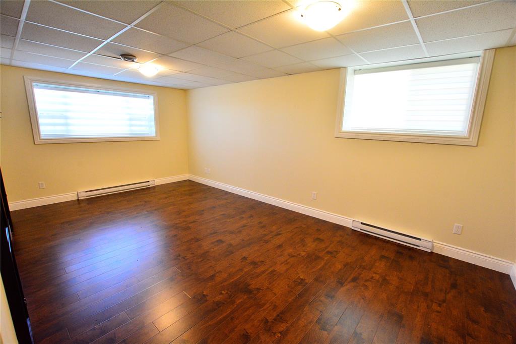 11 LOGAN STREET, PARADISE, Newfoundland, Canada A1L 0H5, ,3 BathroomsBathrooms,Residential,For Sale,LOGAN STREET,6548