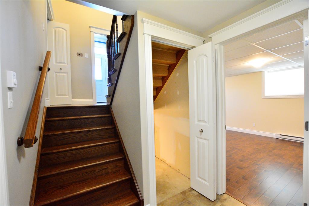 11 LOGAN STREET, PARADISE, Newfoundland, Canada A1L 0H5, ,3 BathroomsBathrooms,Residential,For Sale,LOGAN STREET,6548