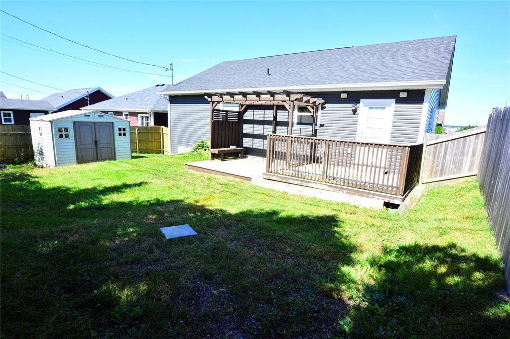 11 LOGAN STREET, PARADISE, Newfoundland, Canada A1L 0H5, ,3 BathroomsBathrooms,Residential,For Sale,LOGAN STREET,6548