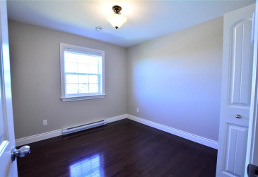 11 LOGAN STREET, PARADISE, Newfoundland, Canada A1L 0H5, ,3 BathroomsBathrooms,Residential,For Sale,LOGAN STREET,6548