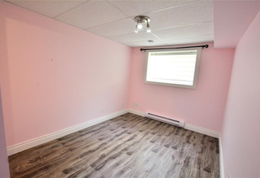 11 LOGAN STREET, PARADISE, Newfoundland, Canada A1L 0H5, ,3 BathroomsBathrooms,Residential,For Sale,LOGAN STREET,6548