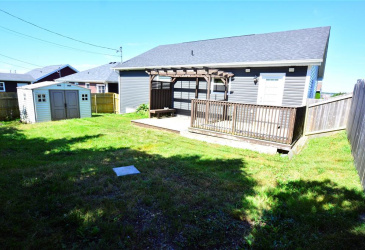 11 LOGAN STREET, PARADISE, Newfoundland, Canada A1L 0H5, ,3 BathroomsBathrooms,Residential,For Sale,LOGAN STREET,6548