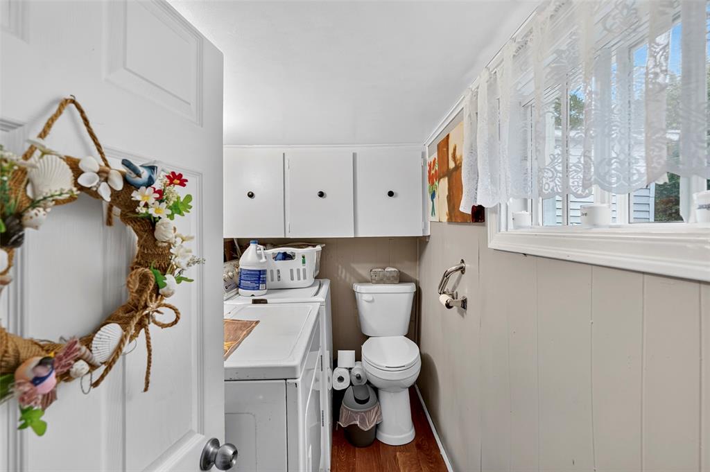 93 COLEYS POIND SOUTH ROAD, BAY ROBERTS, Newfoundland, Canada A0A 1X0, ,1 BathroomBathrooms,Residential,For Sale,COLEYS POIND SOUTH ROAD,6553