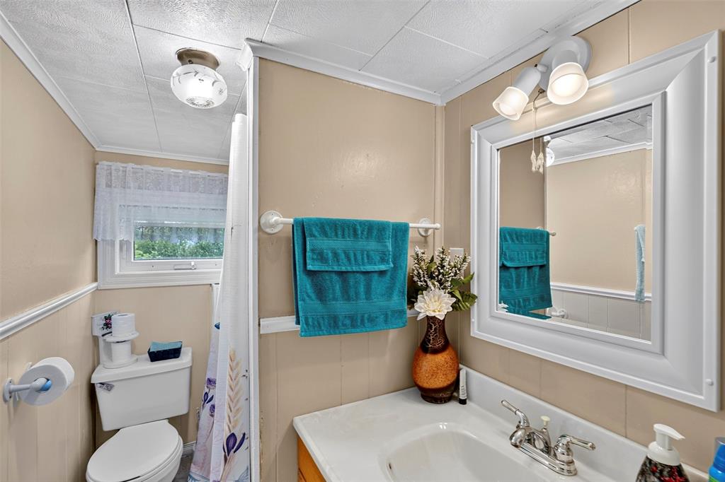 93 COLEYS POIND SOUTH ROAD, BAY ROBERTS, Newfoundland, Canada A0A 1X0, ,1 BathroomBathrooms,Residential,For Sale,COLEYS POIND SOUTH ROAD,6553
