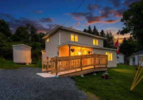 93 COLEYS POIND SOUTH ROAD, BAY ROBERTS, Newfoundland, Canada A0A 1X0, ,1 BathroomBathrooms,Residential,For Sale,COLEYS POIND SOUTH ROAD,6553