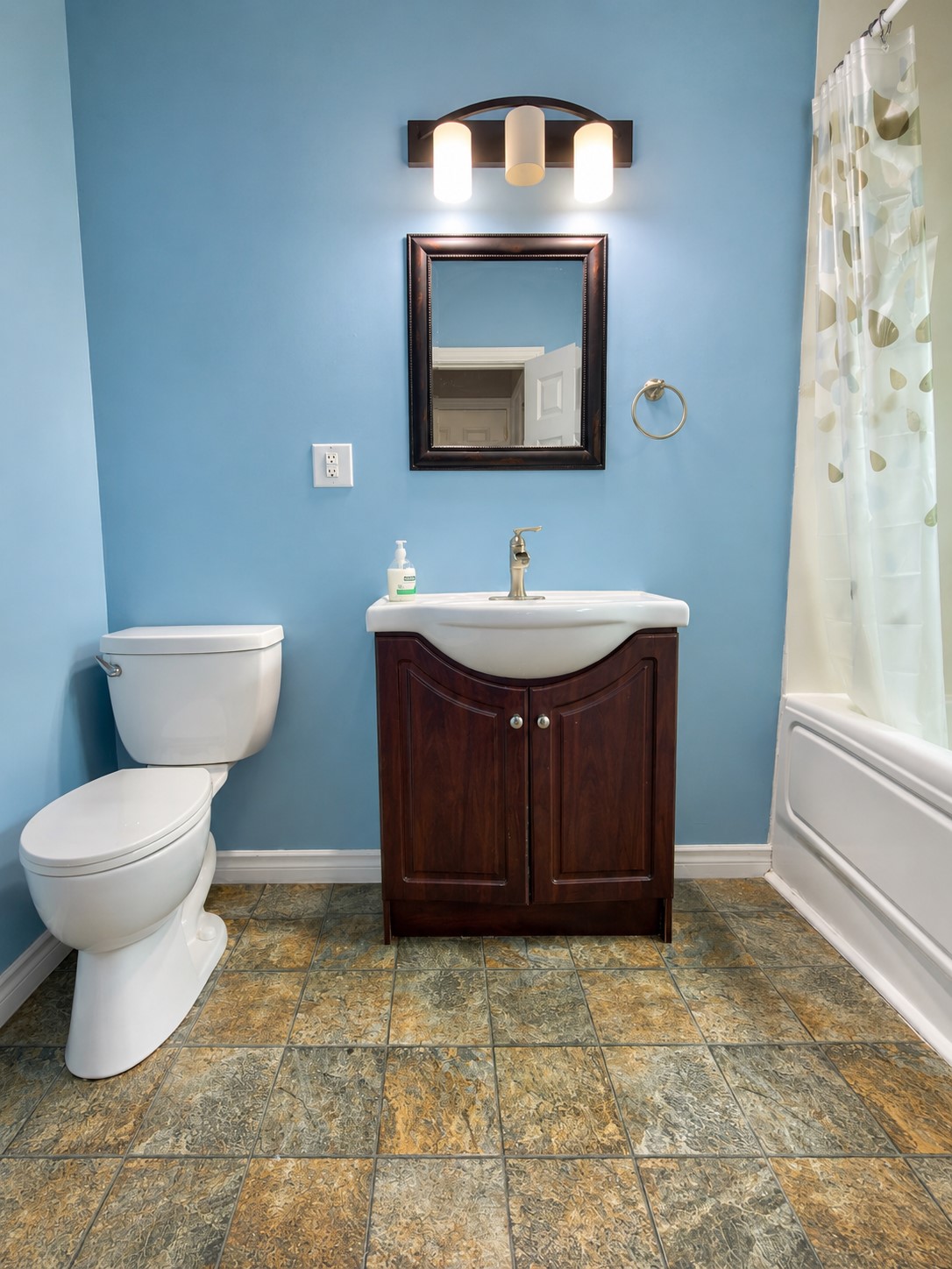 138 MEMORIAL DRIVE, CLARENVILLE, Newfoundland, Canada A5A1N5, ,1 BathroomBathrooms,Residential,For Sale,MEMORIAL DRIVE,6561