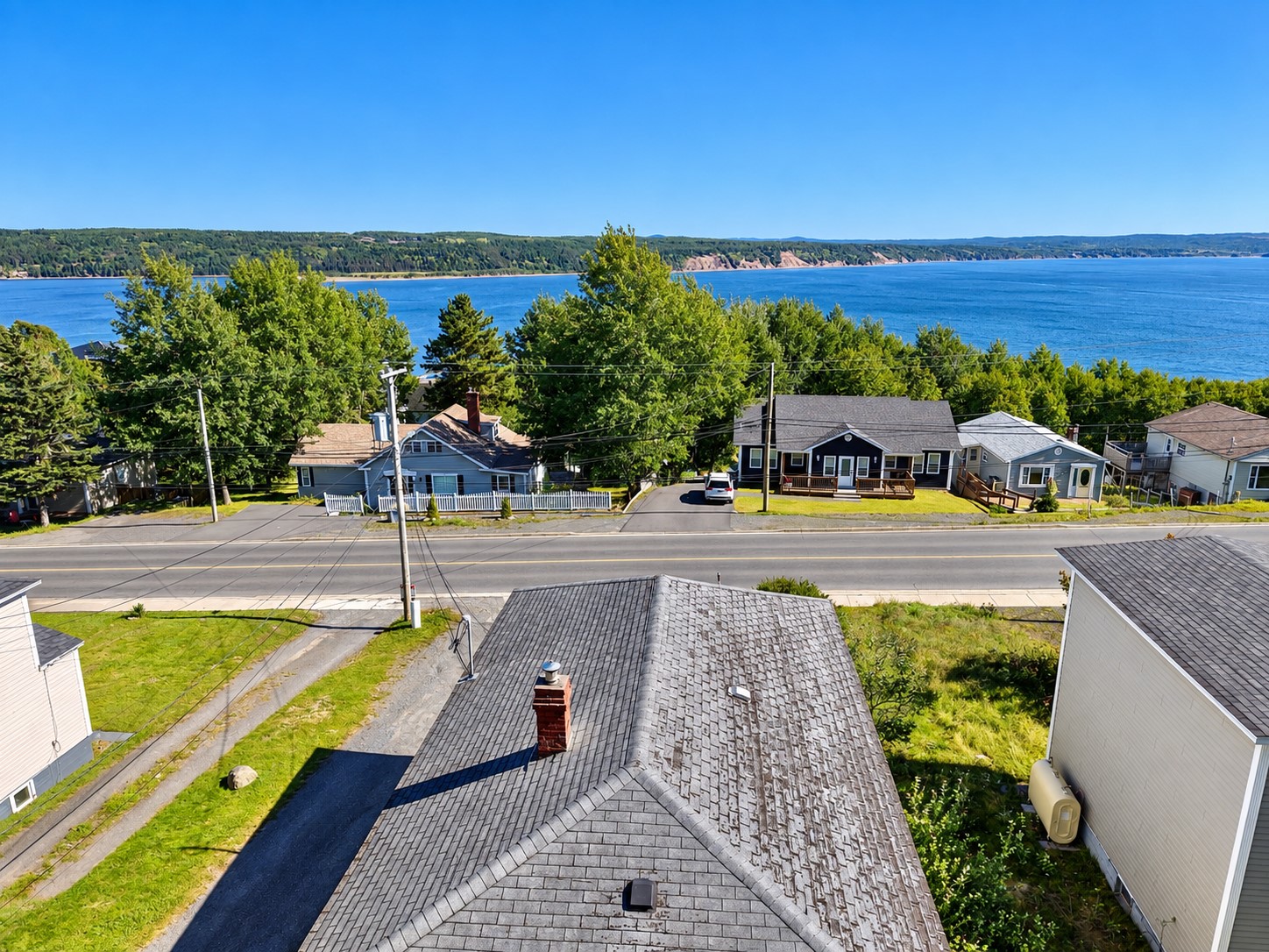 138 MEMORIAL DRIVE, CLARENVILLE, Newfoundland, Canada A5A1N5, ,1 BathroomBathrooms,Residential,For Sale,MEMORIAL DRIVE,6561