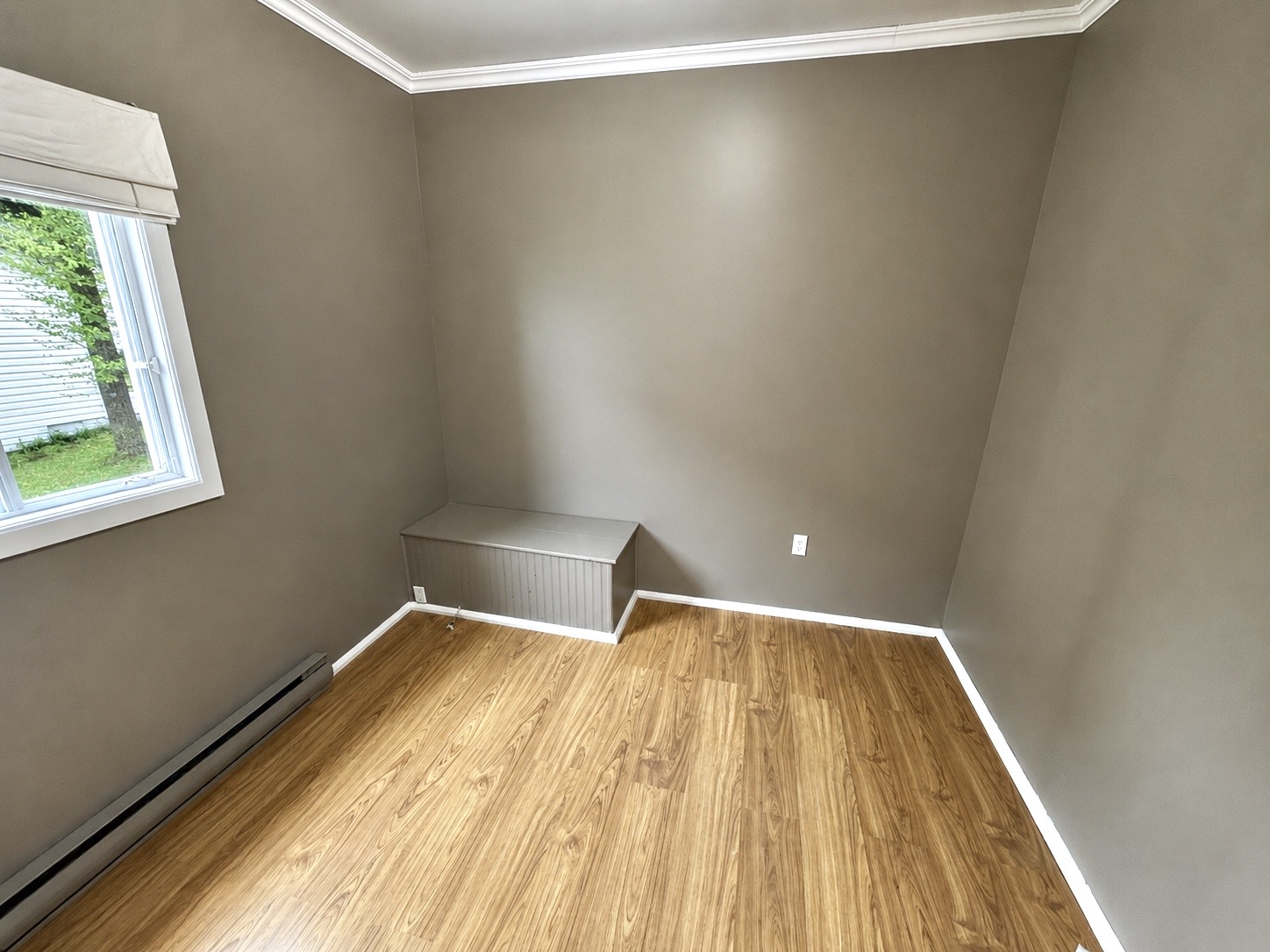 138 MEMORIAL DRIVE, CLARENVILLE, Newfoundland, Canada A5A1N5, ,1 BathroomBathrooms,Residential,For Sale,MEMORIAL DRIVE,6561