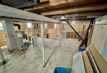 138 MEMORIAL DRIVE, CLARENVILLE, Newfoundland, Canada A5A1N5, ,1 BathroomBathrooms,Residential,For Sale,MEMORIAL DRIVE,6561 138 MEMORIAL DRIVE, CLARENVILLE, Newfoundland, Canada A5A1N5, ,1 BathroomBathrooms,Residential,For Sale,MEMORIAL DRIVE,6561
