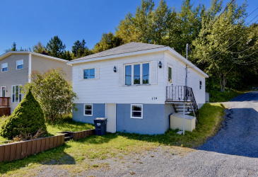 138 MEMORIAL DRIVE, CLARENVILLE, Newfoundland, Canada A5A1N5, ,1 BathroomBathrooms,Residential,For Sale,MEMORIAL DRIVE,6561 138 MEMORIAL DRIVE, CLARENVILLE, Newfoundland, Canada A5A1N5, ,1 BathroomBathrooms,Residential,For Sale,MEMORIAL DRIVE,6561