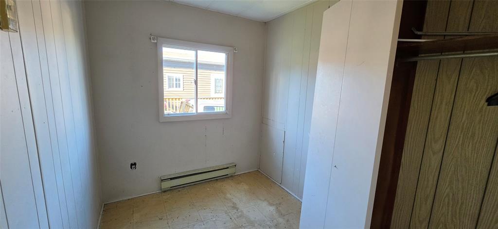 49 MAYOR AVENUE, ST. LAWRENCE, Newfoundland, Canada A0E2V0, ,1 BathroomBathrooms,Residential,Sale Pending,MAYOR AVENUE,6563