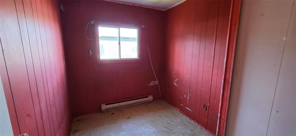 49 MAYOR AVENUE, ST. LAWRENCE, Newfoundland, Canada A0E2V0, ,1 BathroomBathrooms,Residential,Sale Pending,MAYOR AVENUE,6563