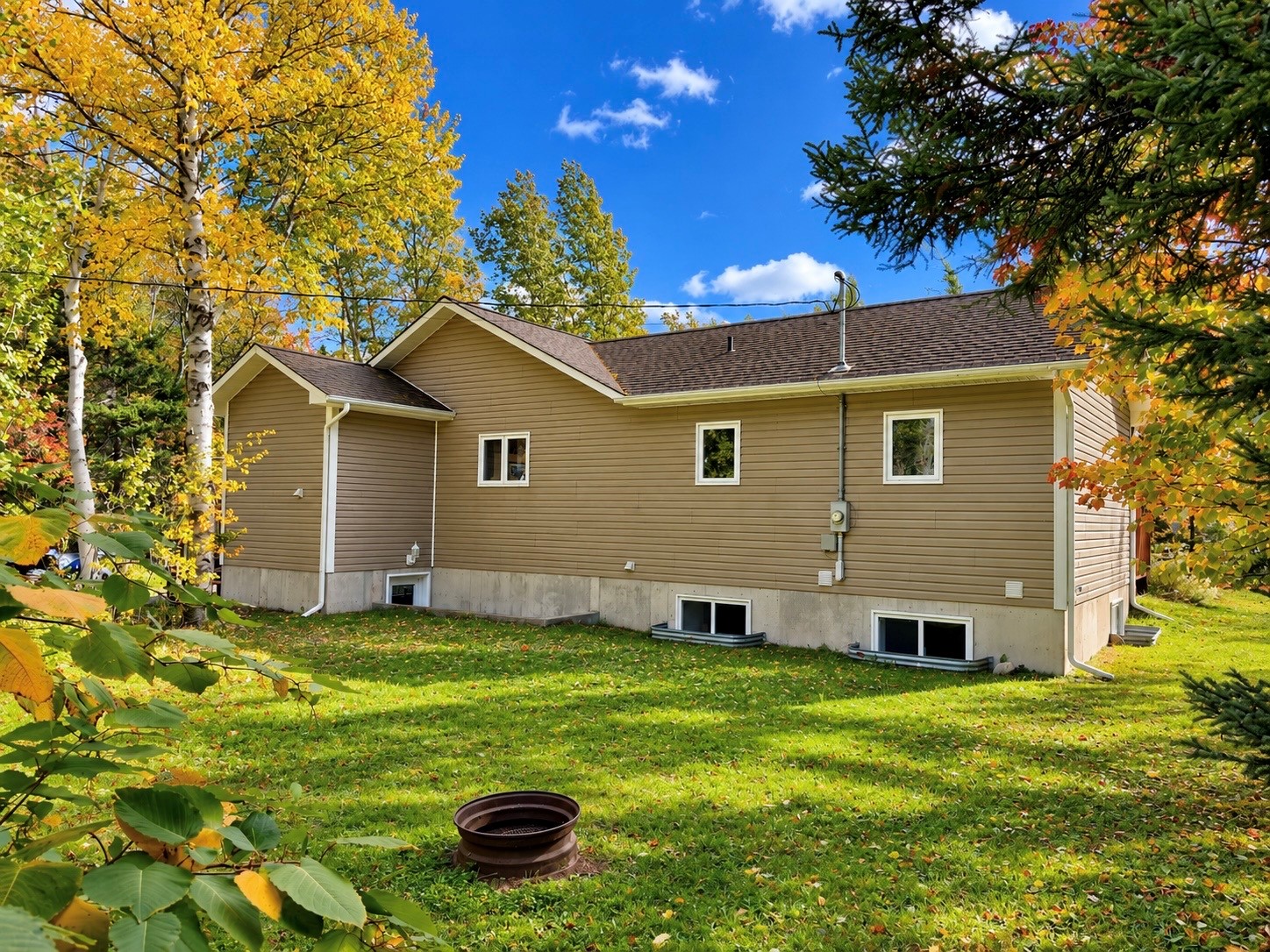 494 MAIN STREET, PORT BLANDFORD, Newfoundland, Canada A0C 2G0, ,2 BathroomsBathrooms,Residential,For Sale,MAIN STREET,6576
