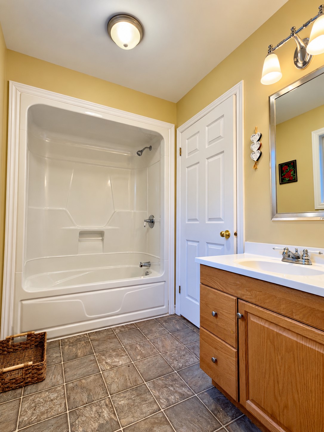 494 MAIN STREET, PORT BLANDFORD, Newfoundland, Canada A0C 2G0, ,2 BathroomsBathrooms,Residential,For Sale,MAIN STREET,6576