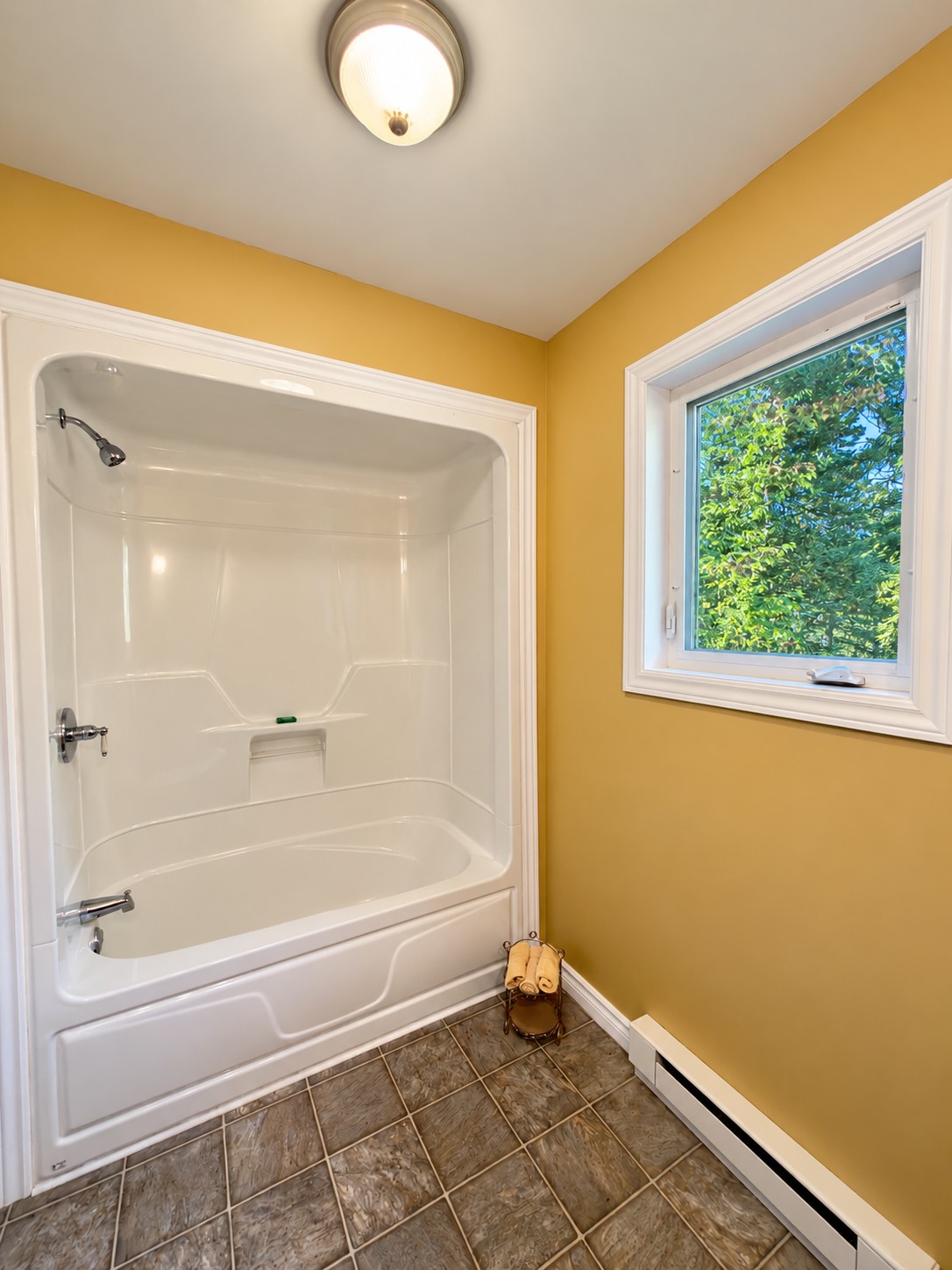 494 MAIN STREET, PORT BLANDFORD, Newfoundland, Canada A0C 2G0, ,2 BathroomsBathrooms,Residential,For Sale,MAIN STREET,6576