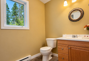 494 MAIN STREET, PORT BLANDFORD, Newfoundland, Canada A0C 2G0, ,2 BathroomsBathrooms,Residential,For Sale,MAIN STREET,6576