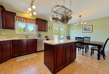6 JEAN D'ARC PLACE, CLARENVILLE, Newfoundland, Canada A5A 1J4, ,2 BathroomsBathrooms,Residential,For Sale,JEAN D'ARC PLACE,6577