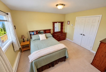6 JEAN D'ARC PLACE, CLARENVILLE, Newfoundland, Canada A5A 1J4, ,2 BathroomsBathrooms,Residential,For Sale,JEAN D'ARC PLACE,6577