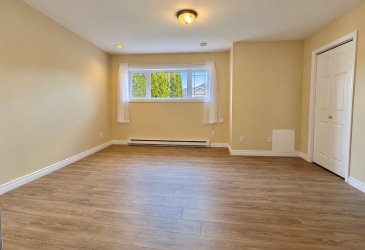 6 JEAN D'ARC PLACE, CLARENVILLE, Newfoundland, Canada A5A 1J4, ,2 BathroomsBathrooms,Residential,For Sale,JEAN D'ARC PLACE,6577