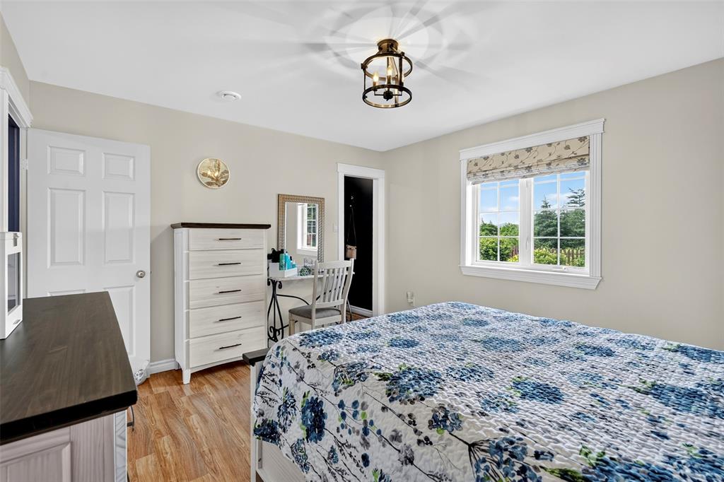 21-23 BISHOP'S ROAD, BAY ROBERTS, Newfoundland, Canada A0A 1G0, ,3 BathroomsBathrooms,Residential,For Sale,BISHOP'S ROAD,6580