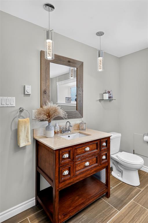 21-23 BISHOP'S ROAD, BAY ROBERTS, Newfoundland, Canada A0A 1G0, ,3 BathroomsBathrooms,Residential,For Sale,BISHOP'S ROAD,6580
