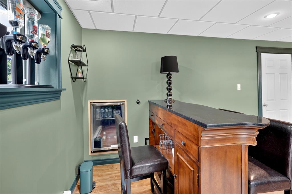 21-23 BISHOP'S ROAD, BAY ROBERTS, Newfoundland, Canada A0A 1G0, ,3 BathroomsBathrooms,Residential,For Sale,BISHOP'S ROAD,6580