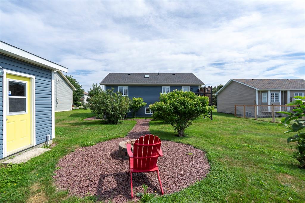 21-23 BISHOP'S ROAD, BAY ROBERTS, Newfoundland, Canada A0A 1G0, ,3 BathroomsBathrooms,Residential,For Sale,BISHOP'S ROAD,6580