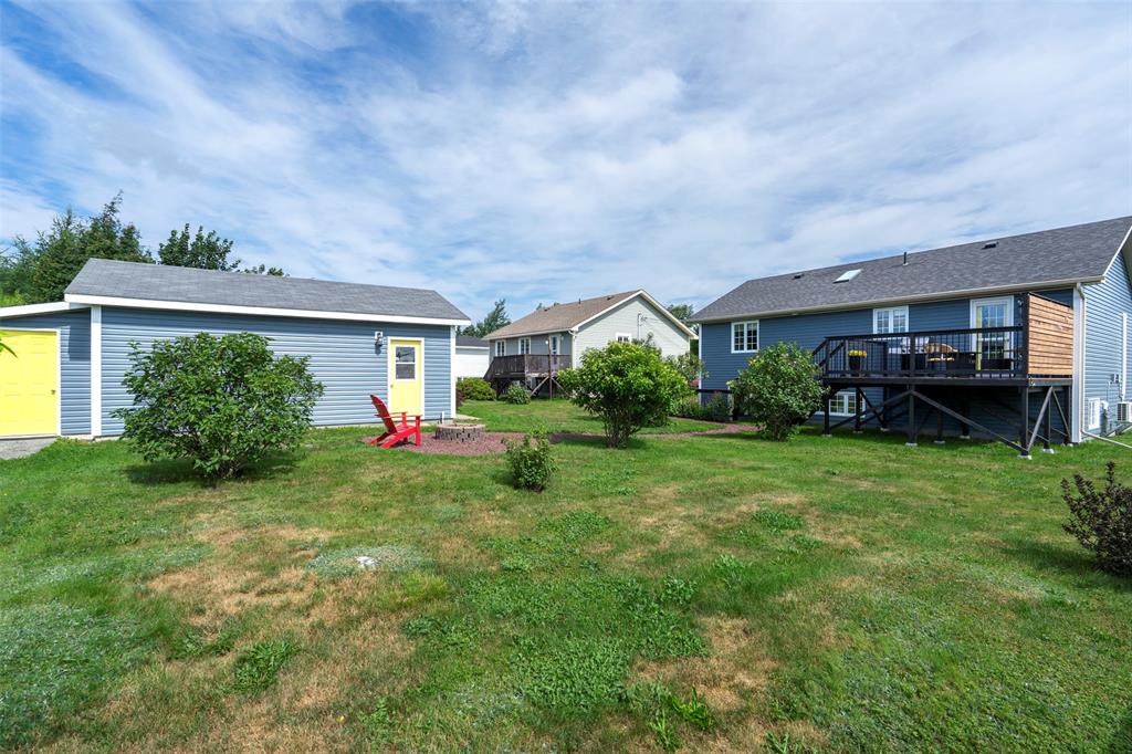 21-23 BISHOP'S ROAD, BAY ROBERTS, Newfoundland, Canada A0A 1G0, ,3 BathroomsBathrooms,Residential,For Sale,BISHOP'S ROAD,6580