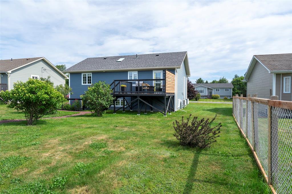 21-23 BISHOP'S ROAD, BAY ROBERTS, Newfoundland, Canada A0A 1G0, ,3 BathroomsBathrooms,Residential,For Sale,BISHOP'S ROAD,6580