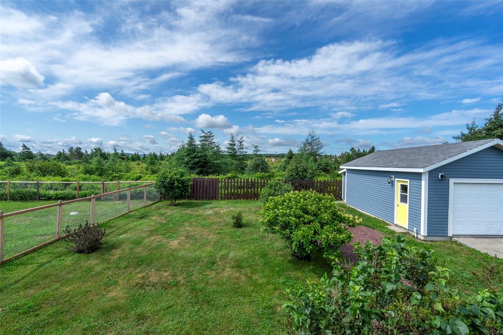21-23 BISHOP'S ROAD, BAY ROBERTS, Newfoundland, Canada A0A 1G0, ,3 BathroomsBathrooms,Residential,For Sale,BISHOP'S ROAD,6580