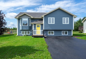 21-23 BISHOP'S ROAD, BAY ROBERTS, Newfoundland, Canada A0A 1G0, ,3 BathroomsBathrooms,Residential,For Sale,BISHOP'S ROAD,6580 21-23 BISHOP'S ROAD, BAY ROBERTS, Newfoundland, Canada A0A 1G0, ,3 BathroomsBathrooms,Residential,For Sale,BISHOP'S ROAD,6580