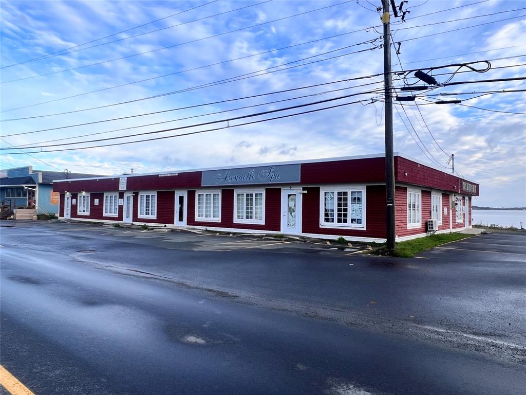 6-12 CONCEPTION BAY HIGHWAY, CALRKE'S BEACH, Newfoundland, Canada A0A1W0, ,0,Commercial,For Sale,CONCEPTION BAY HIGHWAY,6584