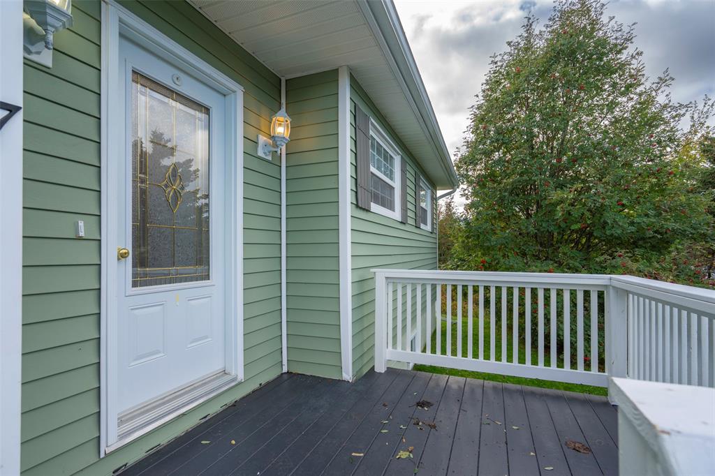7 PONDSIDE, CARBONEAR, Newfoundland, Canada A1Y1C5, ,1 BathroomBathrooms,Residential,For Sale,PONDSIDE,6585