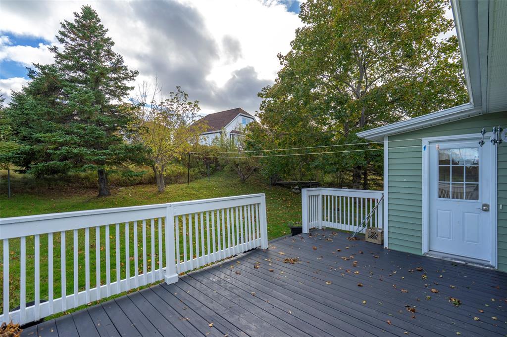 7 PONDSIDE, CARBONEAR, Newfoundland, Canada A1Y1C5, ,1 BathroomBathrooms,Residential,For Sale,PONDSIDE,6585